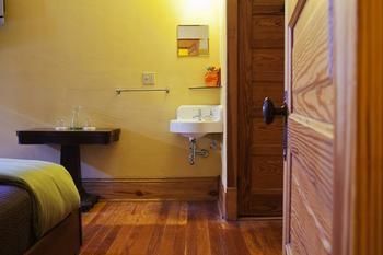 Hotel Frederick Бунвилл Экстерьер фото